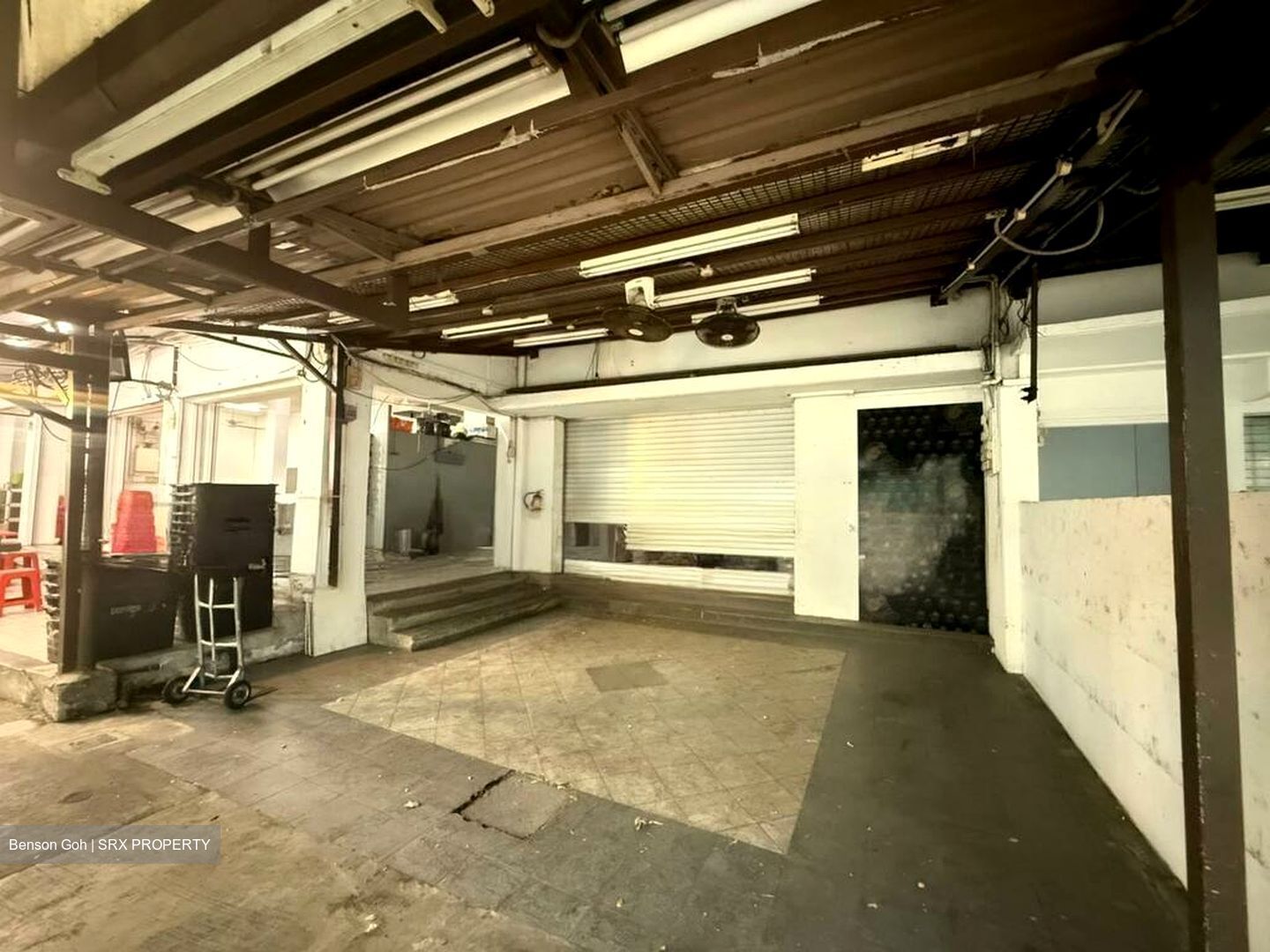 Sims Avenue (D14), Shop House #505653551